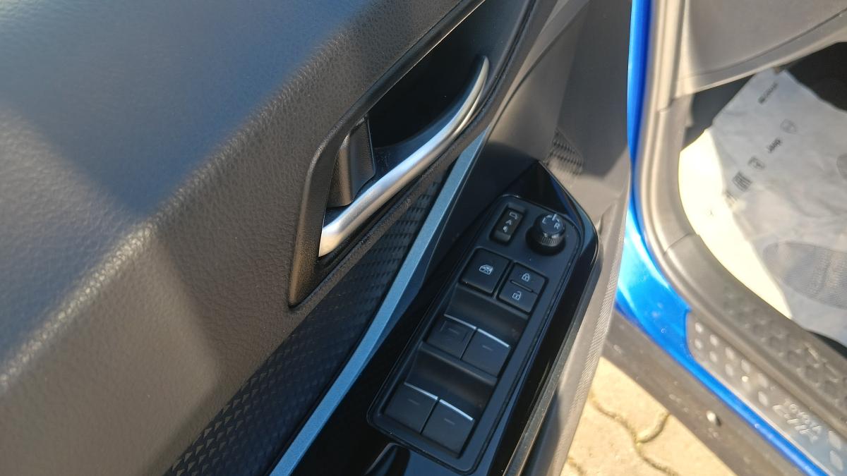 Toyota C-HR 2.0 Hybrid E-CVT Trend